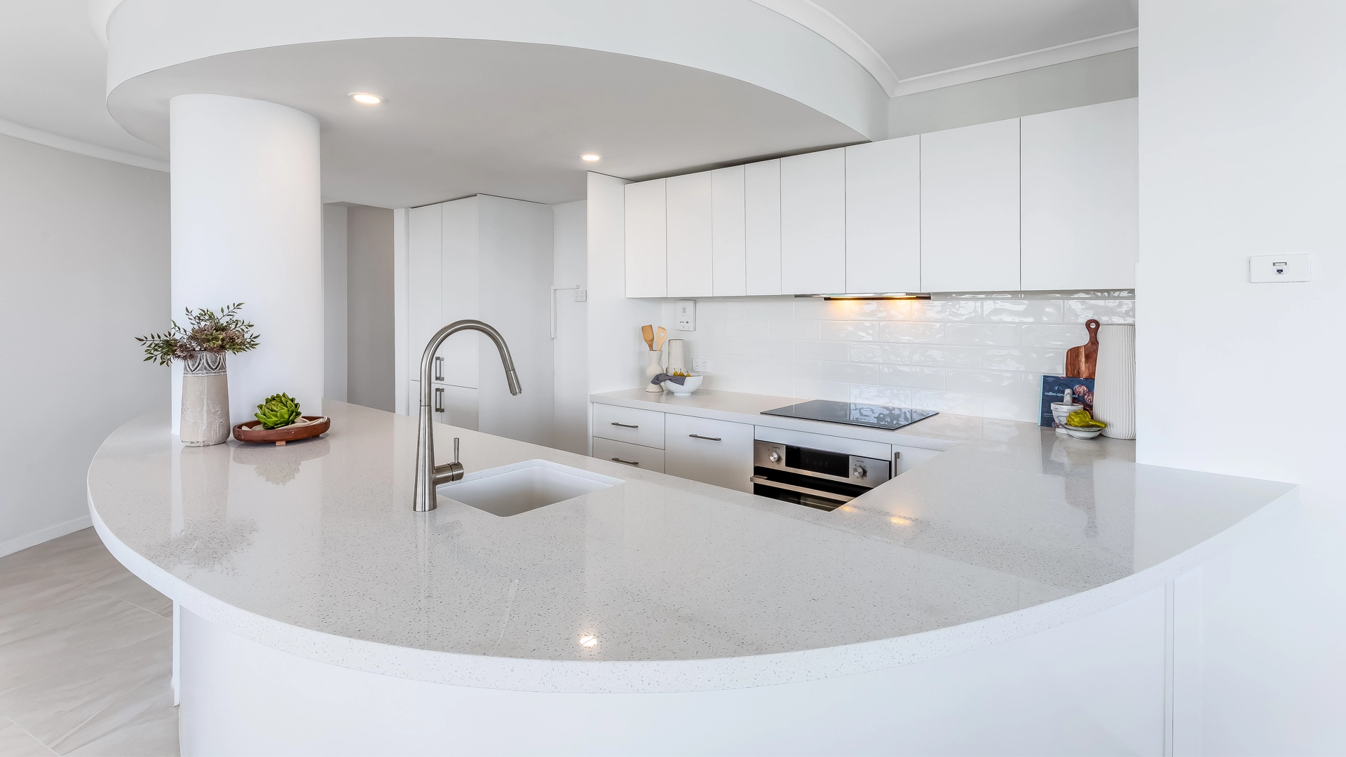 Superior Benchtops Curved Kitchen Benchtop Redcliffe MarinePde