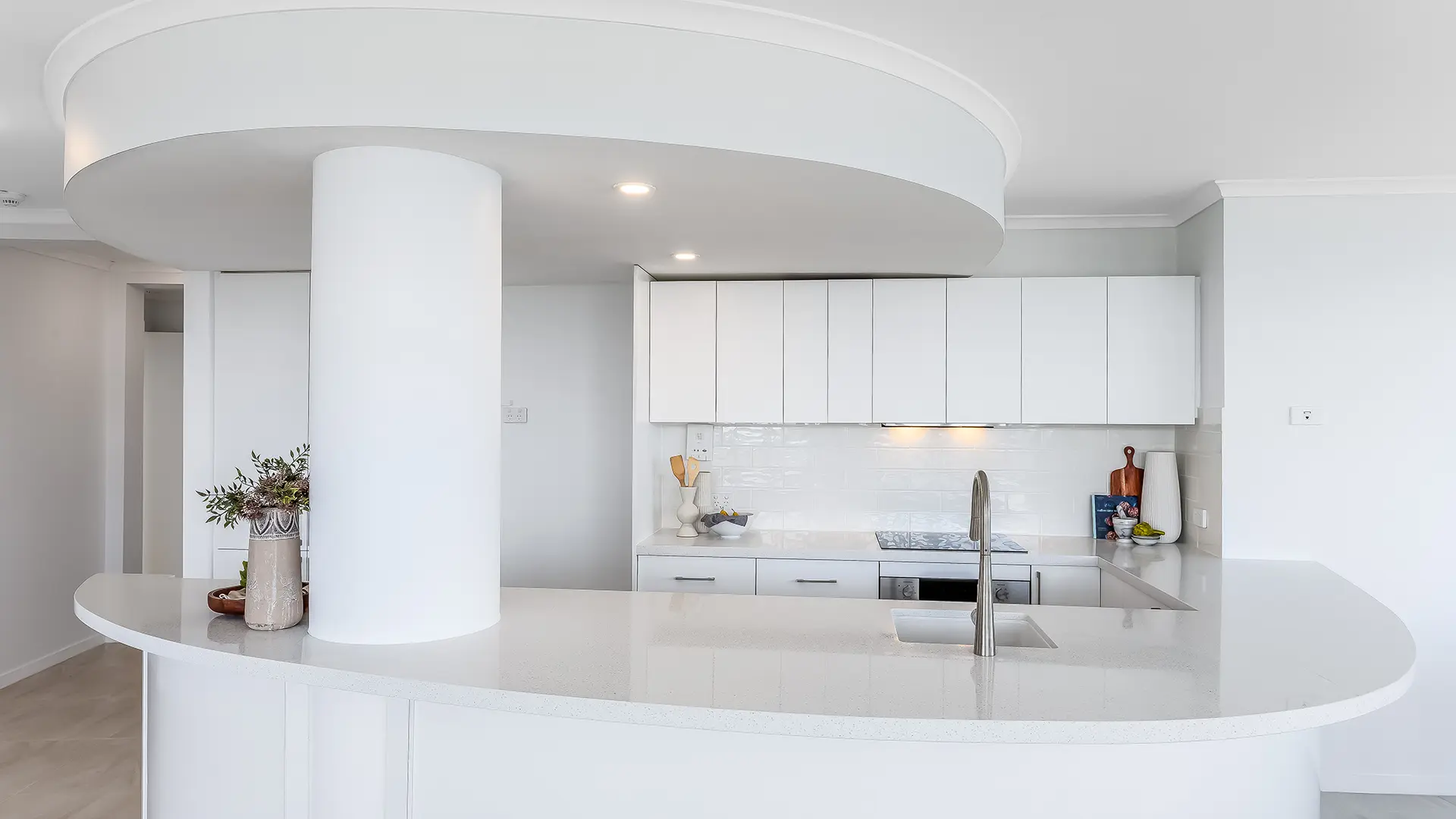 Superior Benchtops Curved Kitchen Benchtop Redcliffe MarinePde