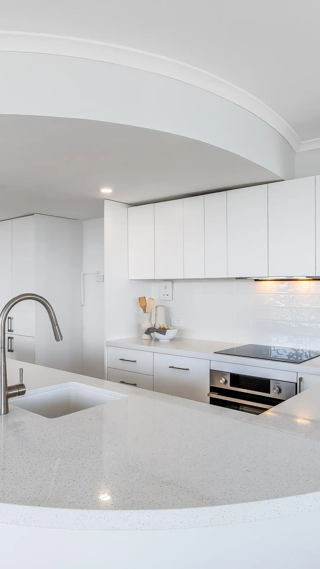 Superior Benchtops Curved Kitchen Benchtop Redcliffe MarinePde